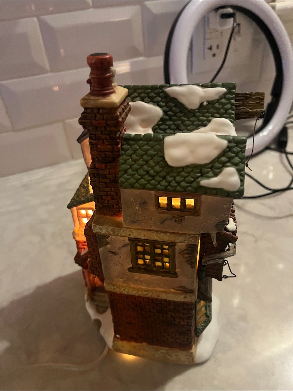 Department 56 dickens village a Christmas carol cratchits corner - Picture 8 of 14